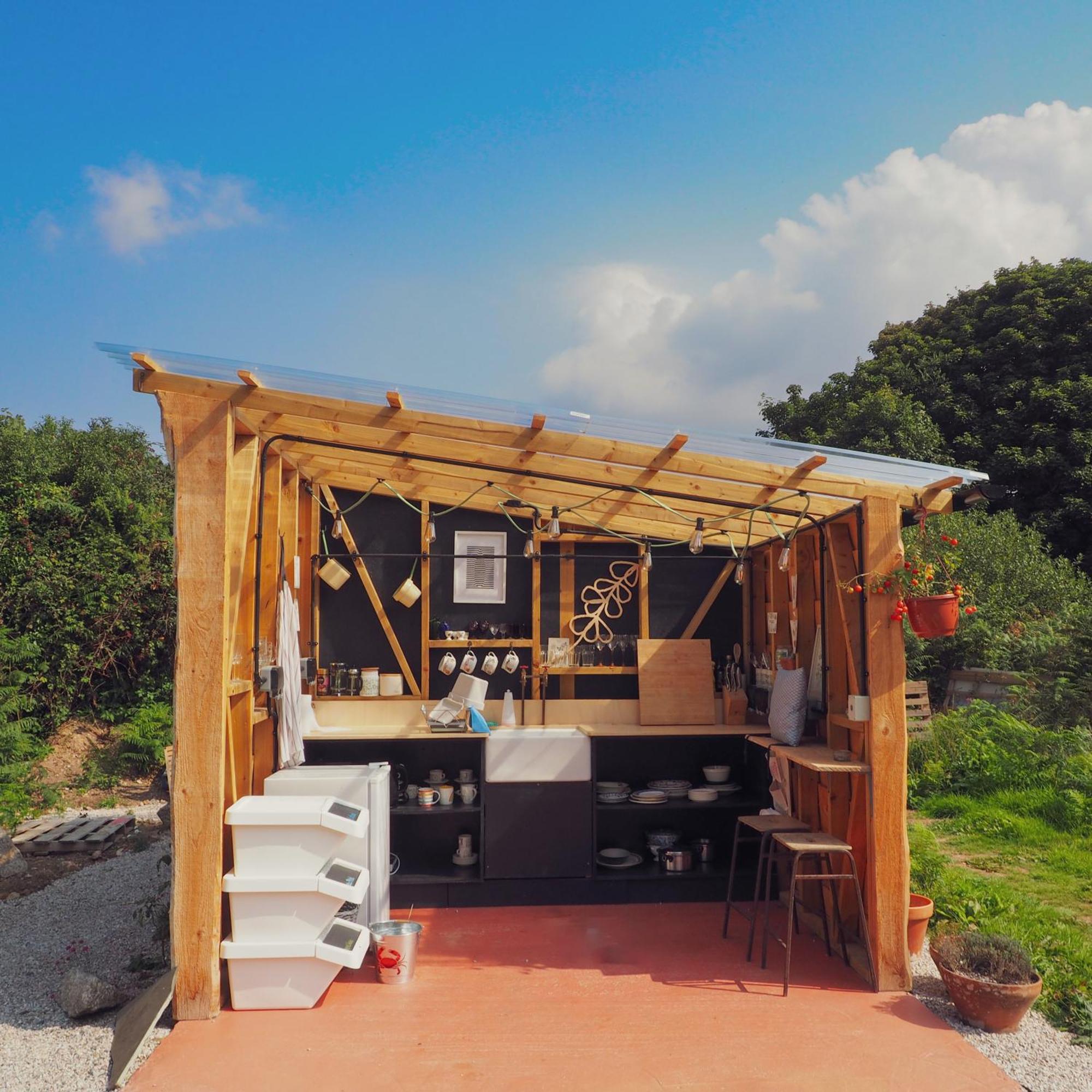 Foxglove Field Glamping Luxury tent