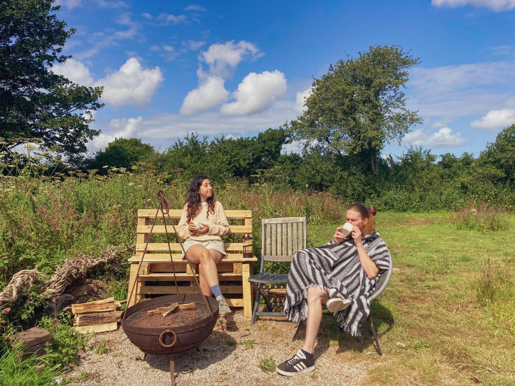 Foxglove Field Glamping Luxury tent Perranuthnoe